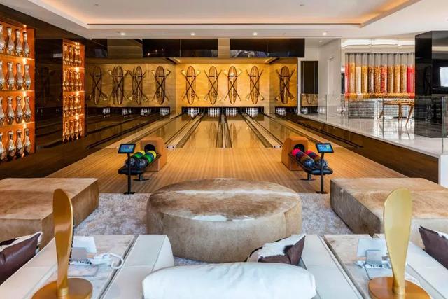 洛杉矶Mega Mansion 尽管降价25%被销售 但还是价值12亿人民币 洛杉矶Mega Mansion 尽管降价25%被销售 但还是价值12亿人民币